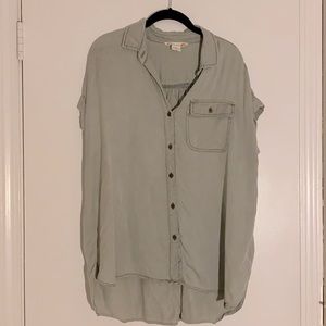 C&C California light army green button up t-shirt